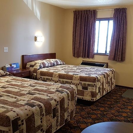 Golden West Motor Inn Carstairs Екстериор снимка